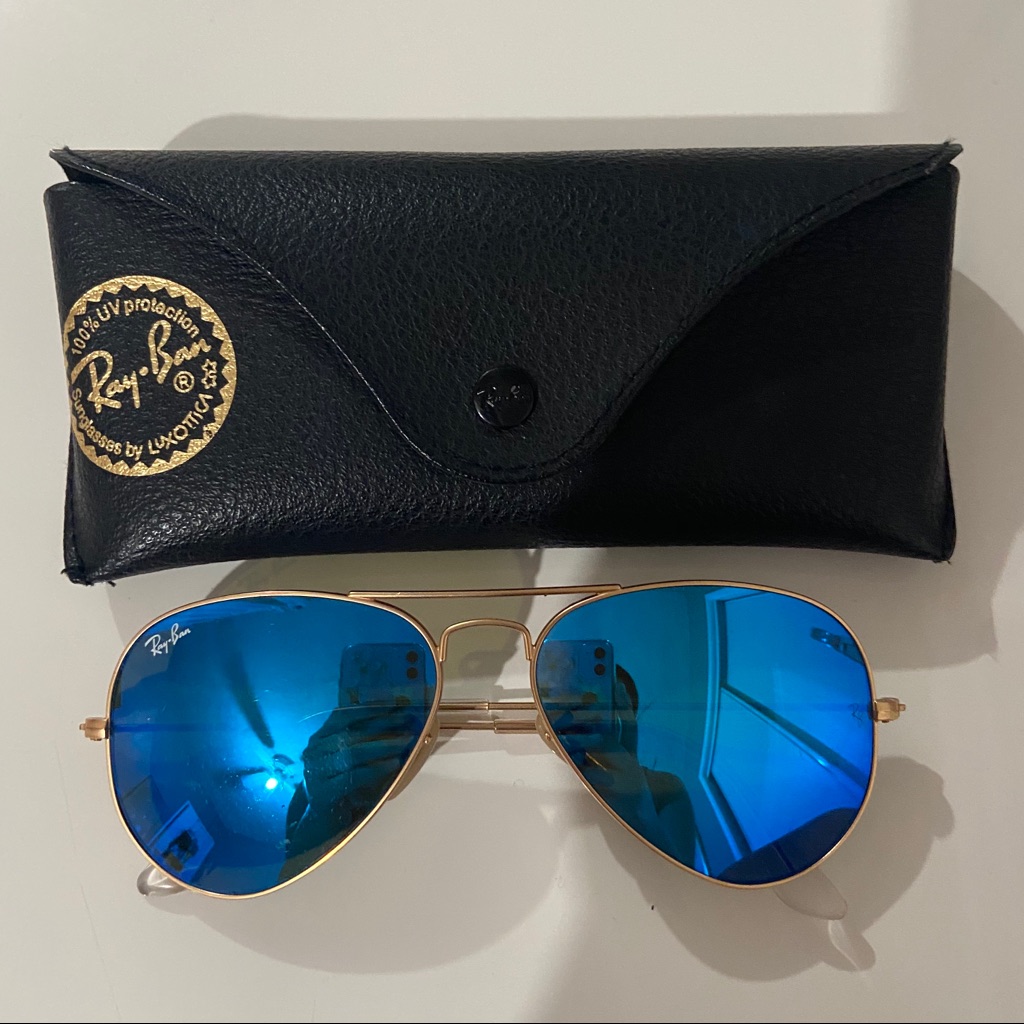 Blue Aviator Raybans